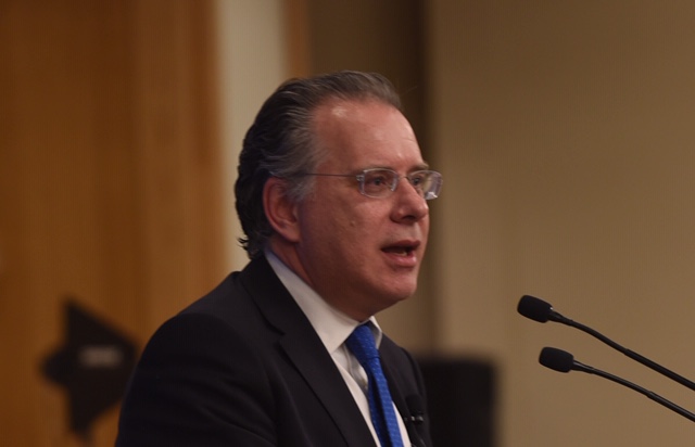 Πρόγευμα Εργασίας Γ.Κουμουτσάκου με τους Πρέσβεις της Ε.Ε.