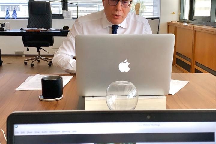 Ξένοι ανταποκριτές 2020_04_09