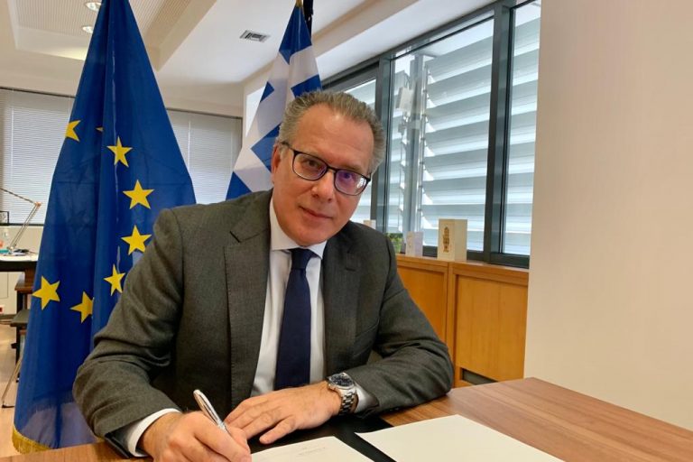 fc893465-00a0-4298-8b5a-6e1cf2e5f18d